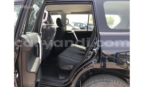 Nunua Imported Toyota Prado Nyeusi Gari ndani ya Import - Dubai nchini Zambia Nunua Imported Toyota Prado Nyeusi Gari ndani ya Import - Dubai nchini Zambia