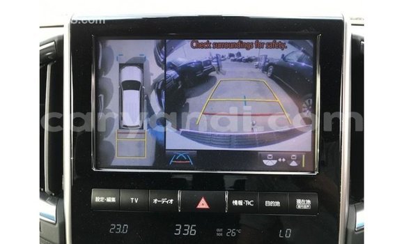 Tenga Imported Toyota Land Cruiser Chena Mota in Import - Dubai in Zambia Tenga Imported Toyota Land Cruiser Chena Mota in Import - Dubai in Zambia