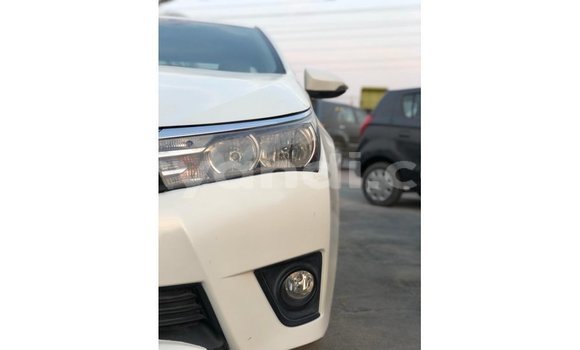 Buy Import Toyota Corolla White Car in Import - Dubai in Zambia Buy Import Toyota Corolla White Car in Import - Dubai in Zambia
