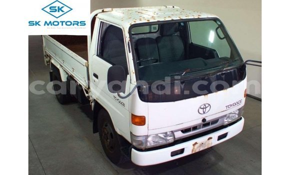 Buy Import Toyota Dyna White Car in Import - Dubai in Zambia