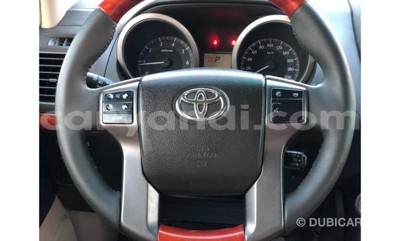 Nunua Imported Toyota Prado Nyeupe Gari ndani ya Import - Dubai nchini Zambia Nunua Imported Toyota Prado Nyeupe Gari ndani ya Import - Dubai nchini Zambia
