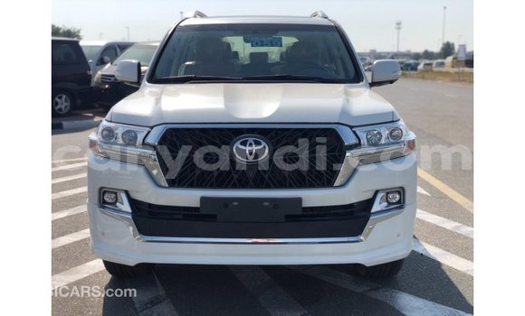 Buy Import Toyota Land Cruiser White Car in Import - Dubai in Zambia Buy Import Toyota Land Cruiser White Car in Import - Dubai in Zambia
