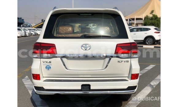 Buy Import Toyota Land Cruiser White Car in Import - Dubai in Zambia Buy Import Toyota Land Cruiser White Car in Import - Dubai in Zambia
