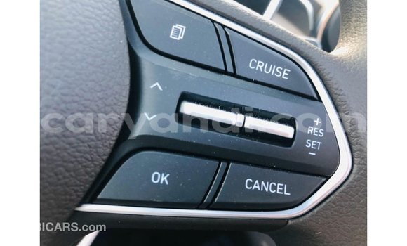 Buy Import Hyundai Santa Fe White Car in Import - Dubai in Zambia Buy Import Hyundai Santa Fe White Car in Import - Dubai in Zambia