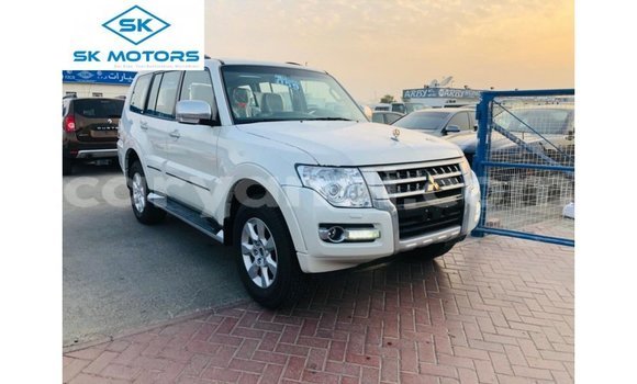 Nunua Imported Mitsubishi Pajero Nyeupe Gari ndani ya Import - Dubai nchini Zambia Nunua Imported Mitsubishi Pajero Nyeupe Gari ndani ya Import - Dubai nchini Zambia