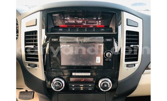 Tenga Imported Mitsubishi Pajero Chena Mota in Import - Dubai in Zambia Tenga Imported Mitsubishi Pajero Chena Mota in Import - Dubai in Zambia