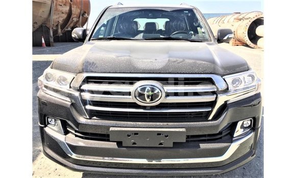 Nunua Imported Toyota Land Cruiser Nyeusi Gari ndani ya Import - Dubai nchini Zambia