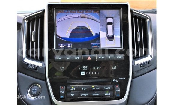 Tenga Imported Toyota Land Cruiser Nhema Mota in Import - Dubai in Zambia Tenga Imported Toyota Land Cruiser Nhema Mota in Import - Dubai in Zambia