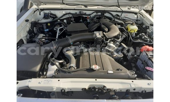 Tenga Imported Toyota Land Cruiser Chena Mota in Import - Dubai in Zambia Tenga Imported Toyota Land Cruiser Chena Mota in Import - Dubai in Zambia