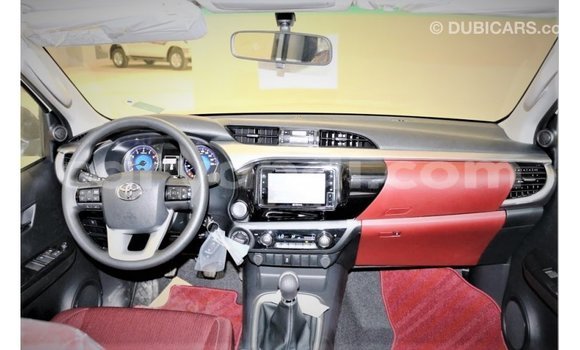 Tenga Imported Toyota Hilux Chena Mota in Import - Dubai in Zambia Tenga Imported Toyota Hilux Chena Mota in Import - Dubai in Zambia