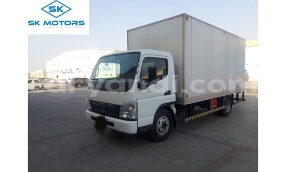 Buy Import Mitsubishi Canter White Truck in Import - Dubai in Zambia Buy Import Mitsubishi Canter White Truck in Import - Dubai in Zambia