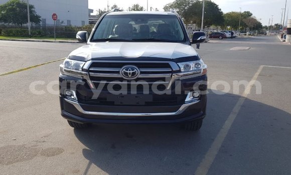 Acheter Import Voiture Toyota Land Cruiser Noir à Import - Dubai, Zambie Acheter Import Voiture Toyota Land Cruiser Noir à Import - Dubai, Zambie