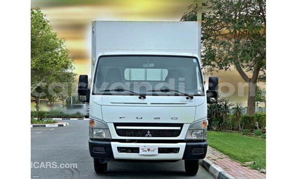 Buy Import Mitsubishi Canter White Truck in Import - Dubai in Zambia Buy Import Mitsubishi Canter White Truck in Import - Dubai in Zambia