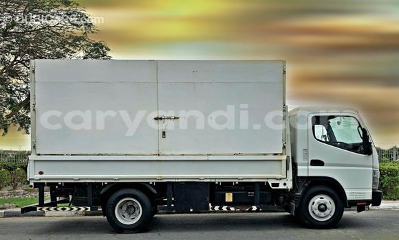 Buy Import Mitsubishi Canter White Truck in Import - Dubai in Zambia Buy Import Mitsubishi Canter White Truck in Import - Dubai in Zambia