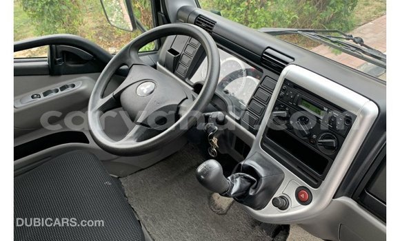 Buy Import Mitsubishi Canter White Truck in Import - Dubai in Zambia Buy Import Mitsubishi Canter White Truck in Import - Dubai in Zambia