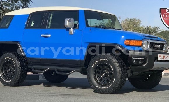 Buy Import Toyota FJ Cruiser Blue Car in Import - Dubai in Zambia