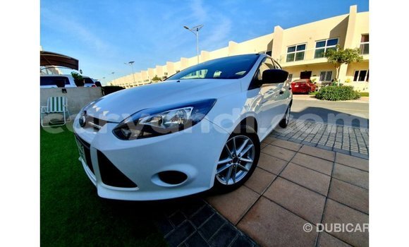 Nunua Imported Ford Focus Nyeupe Gari ndani ya Import - Dubai nchini Zambia Nunua Imported Ford Focus Nyeupe Gari ndani ya Import - Dubai nchini Zambia