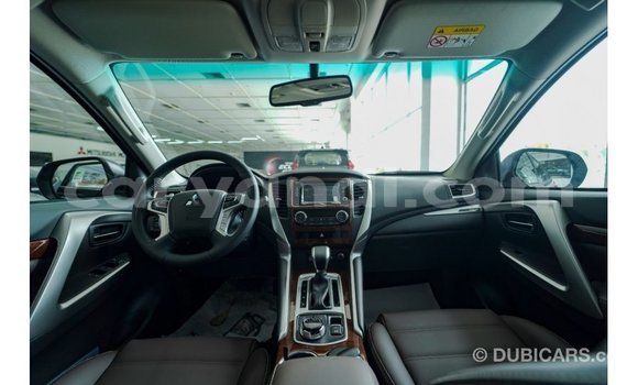 Tenga Imported Mitsubishi Montero Nhema Mota in Import - Dubai in Zambia Tenga Imported Mitsubishi Montero Nhema Mota in Import - Dubai in Zambia