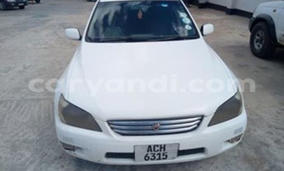Buy Used Toyota Altezza White Car in Lusaka in Zambia Buy Used Toyota Altezza White Car in Lusaka in Zambia