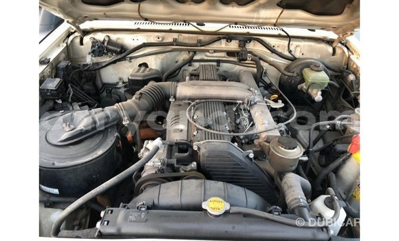 Tenga Imported Toyota Land Cruiser Chena Mota in Import - Dubai in Zambia Tenga Imported Toyota Land Cruiser Chena Mota in Import - Dubai in Zambia