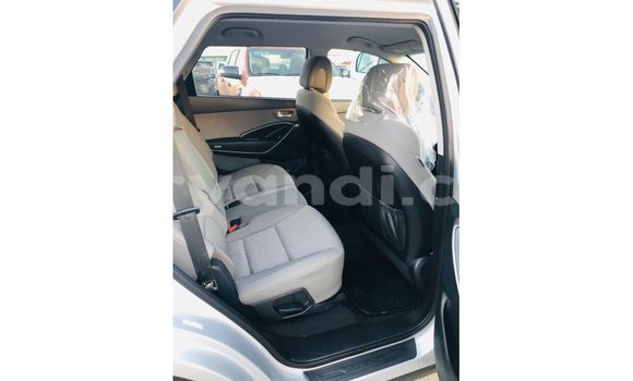 Nunua Imported Hyundai Santa Fe Nyingine Gari ndani ya Import - Dubai nchini Zambia Nunua Imported Hyundai Santa Fe Nyingine Gari ndani ya Import - Dubai nchini Zambia
