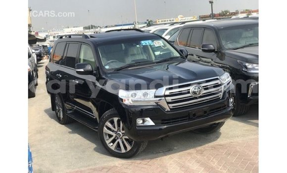 Acheter Import Voiture Toyota Land Cruiser Noir à Import - Dubai, Zambie Acheter Import Voiture Toyota Land Cruiser Noir à Import - Dubai, Zambie