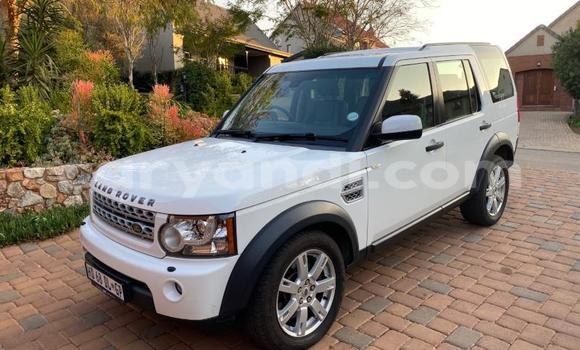Buy Used Land Rover Discovery White Car in Chinsali in Northern Buy Used Land Rover Discovery White Car in Chinsali in Northern