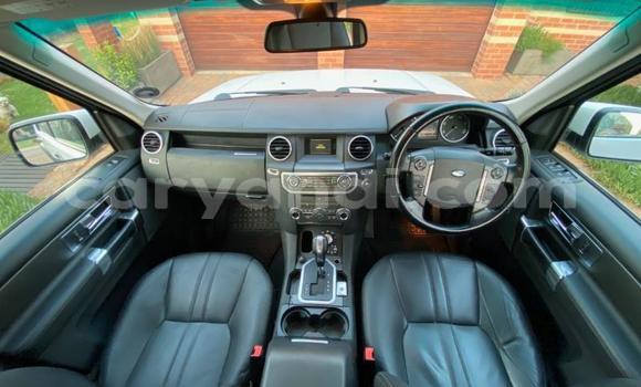 Acheter Occasion Voiture Land Rover Discovery Blanc à Chingola, Zambie Acheter Occasion Voiture Land Rover Discovery Blanc à Chingola, Zambie