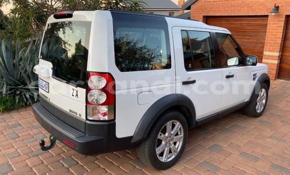Acheter Occasion Voiture Land Rover Discovery Blanc à Chingola, Zambie Acheter Occasion Voiture Land Rover Discovery Blanc à Chingola, Zambie