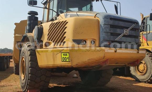 Buy Used Volvo F4 Other Truck in Choma in Southern