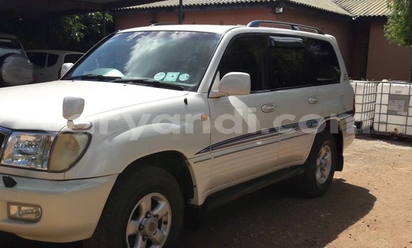 Buy Used Toyota Land Cruiser White Car in Lusaka in Zambia Buy Used Toyota Land Cruiser White Car in Lusaka in Zambia