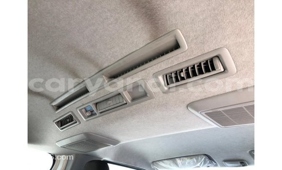 Nunua Imported Toyota Hiace Nyeupe Gari ndani ya Import - Dubai nchini Zambia Nunua Imported Toyota Hiace Nyeupe Gari ndani ya Import - Dubai nchini Zambia