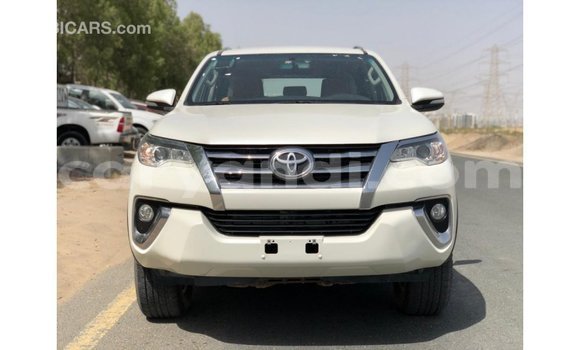 Buy Import Toyota Fortuner White Car in Import - Dubai in Zambia Buy Import Toyota Fortuner White Car in Import - Dubai in Zambia