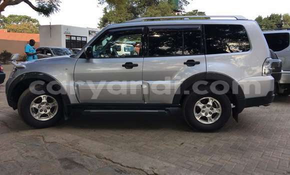 Tenga Tsaru Mitsubishi Pajero Zvimwe Mota in Lusaka in Zambia Tenga Tsaru Mitsubishi Pajero Zvimwe Mota in Lusaka in Zambia