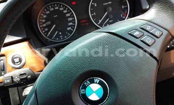 Nunua Ilio tumika BMW 3–Series Bluu Gari ndani ya Lusaka nchini Zambia Nunua Ilio tumika BMW 3–Series Bluu Gari ndani ya Lusaka nchini Zambia