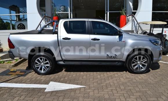 Tenga Tsaru Toyota Hilux Sirivha Mota in Chinsali in Northern Tenga Tsaru Toyota Hilux Sirivha Mota in Chinsali in Northern