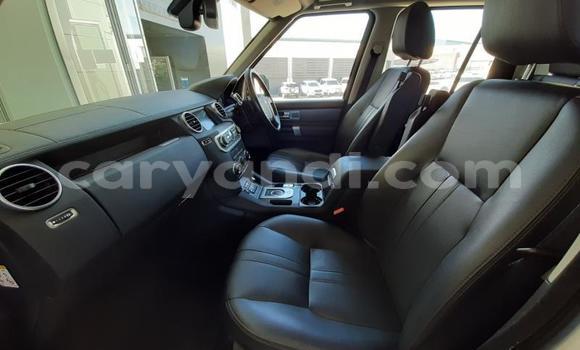 Nunua Ilio tumika Land Rover Discovery Nyeupe Gari ndani ya Lusaka nchini Zambia Nunua Ilio tumika Land Rover Discovery Nyeupe Gari ndani ya Lusaka nchini Zambia