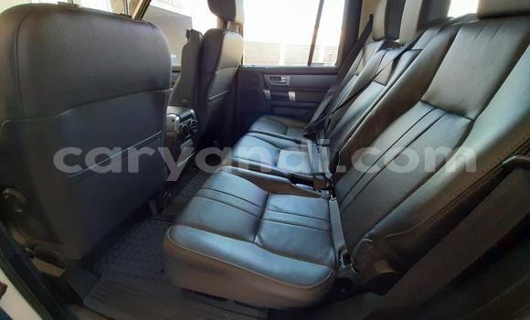 Nunua Ilio tumika Land Rover Discovery Nyeupe Gari ndani ya Lusaka nchini Zambia Nunua Ilio tumika Land Rover Discovery Nyeupe Gari ndani ya Lusaka nchini Zambia