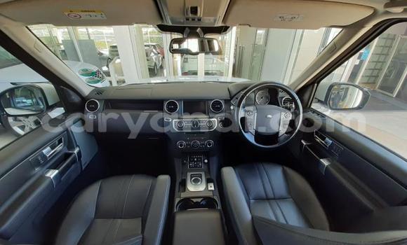 Nunua Ilio tumika Land Rover Discovery Nyeupe Gari ndani ya Lusaka nchini Zambia Nunua Ilio tumika Land Rover Discovery Nyeupe Gari ndani ya Lusaka nchini Zambia