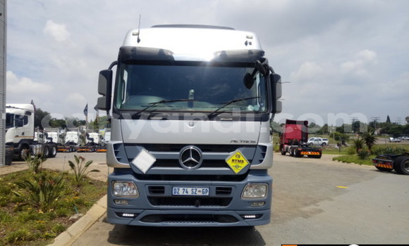 Buy Used Mercedes–Benz 1317 Other Truck in Kitwe in Zambia Buy Used Mercedes–Benz 1317 Other Truck in Kitwe in Zambia
