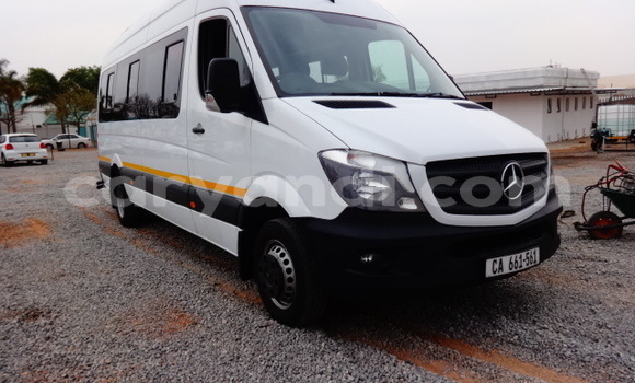 Buy Used Mercedes–Benz Sprinter White Truck in Lusaka in Zambia