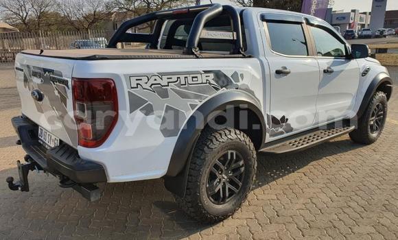 Nunua Ilio tumika Ford Ranger Nyeupe Gari ndani ya Lusaka nchini Zambia Nunua Ilio tumika Ford Ranger Nyeupe Gari ndani ya Lusaka nchini Zambia