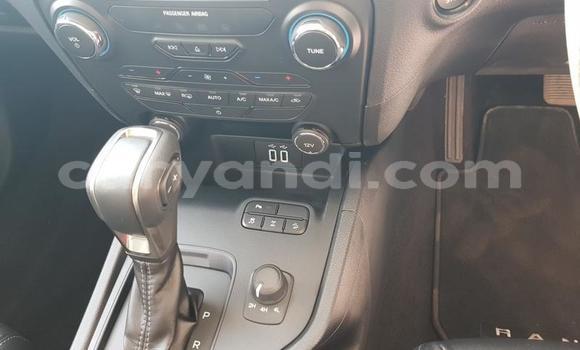 Nunua Ilio tumika Ford Ranger Nyeupe Gari ndani ya Lusaka nchini Zambia Nunua Ilio tumika Ford Ranger Nyeupe Gari ndani ya Lusaka nchini Zambia