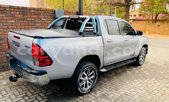 Nunua Ilio tumika Toyota Hilux Fedha Gari ndani ya Lusaka nchini Zambia Nunua Ilio tumika Toyota Hilux Fedha Gari ndani ya Lusaka nchini Zambia