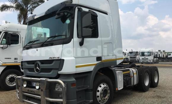 Buy Used Mercedes–Benz 1622 White Truck in Chinsali in Northern Buy Used Mercedes–Benz 1622 White Truck in Chinsali in Northern