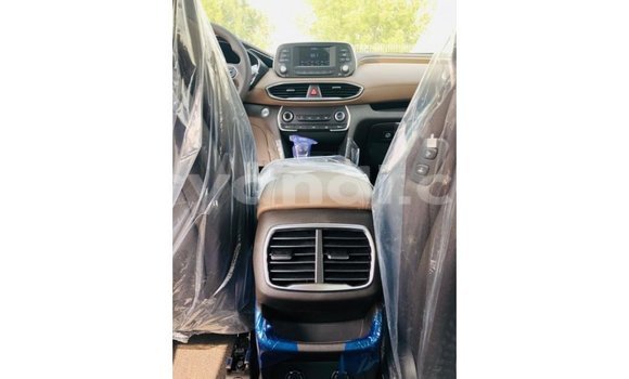 Tenga Imported Hyundai Santa Fe Girinhi Mota in Import - Dubai in Zambia Tenga Imported Hyundai Santa Fe Girinhi Mota in Import - Dubai in Zambia