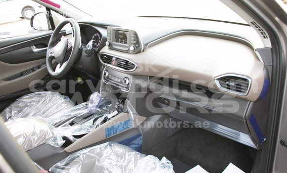 Tenga Imported Hyundai Santa Fe Bhurawuni Mota in Import - Dubai in Zambia Tenga Imported Hyundai Santa Fe Bhurawuni Mota in Import - Dubai in Zambia