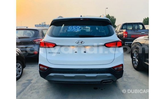 Nunua Imported Hyundai Santa Fe Nyeupe Gari ndani ya Import - Dubai nchini Zambia Nunua Imported Hyundai Santa Fe Nyeupe Gari ndani ya Import - Dubai nchini Zambia