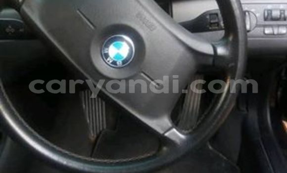 Tenga Tsaru BMW 3–Series Zvimwe Mota in Lusaka in Zambia Tenga Tsaru BMW 3–Series Zvimwe Mota in Lusaka in Zambia