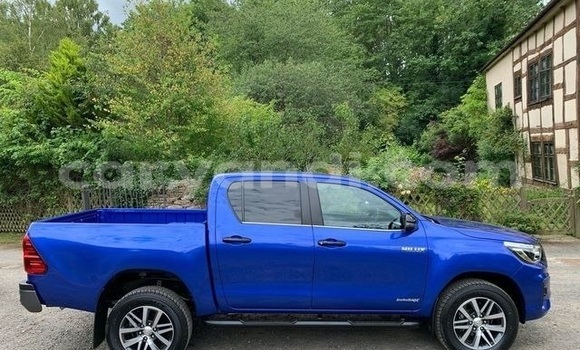 Buy Used Toyota Hilux Blue Car in Chipata in Zambia Buy Used Toyota Hilux Blue Car in Chipata in Zambia